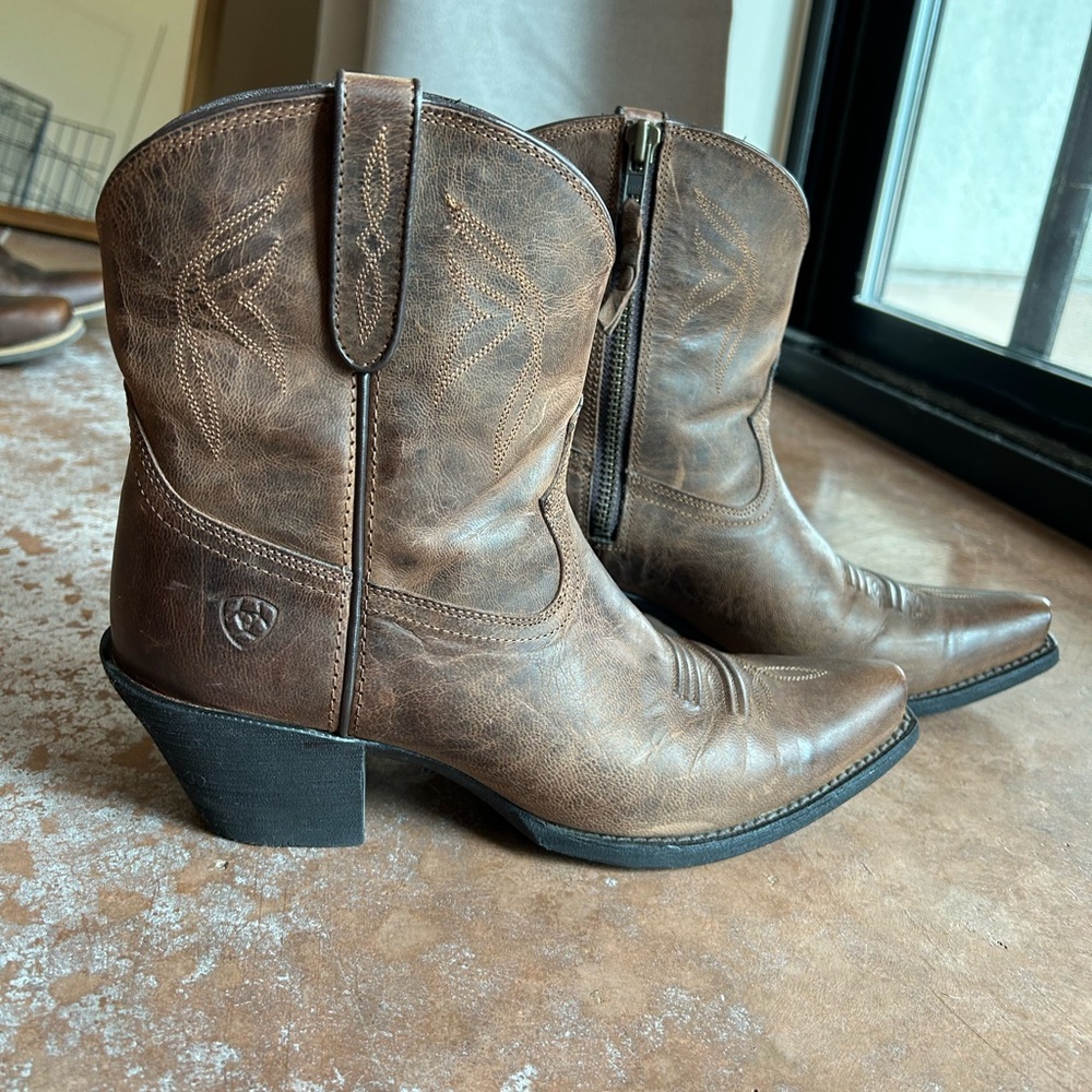 Ariat Distressed Brown Leather Cowboy Boots